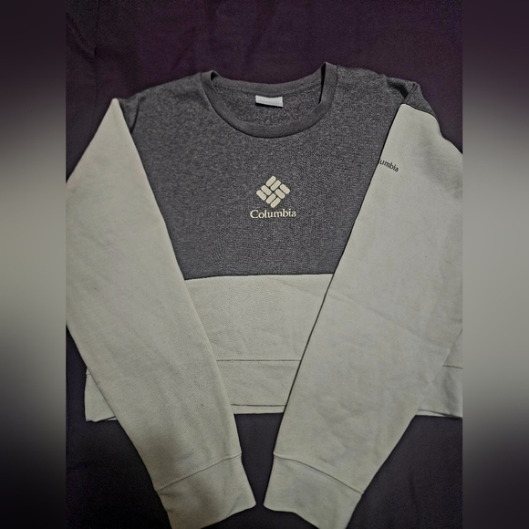 Crop Sweater - Picture 1 of 2